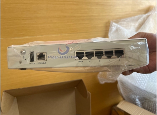 Fortinet FG-30E Проводный брандмауэр 900 тысяч одновременных сеансов для надежной безопасности